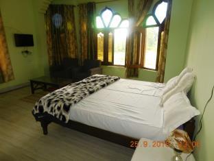 Royal Heritage Bandhavgarh Hotel Bandhavgarh National Park Exterior photo